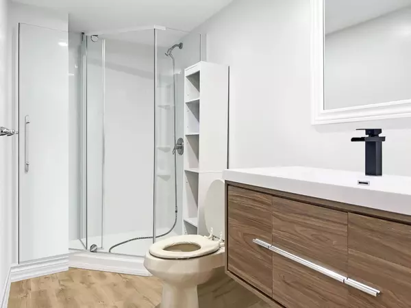 113 Parkway AVE #BSMT, Markham, ON L3P 2H1