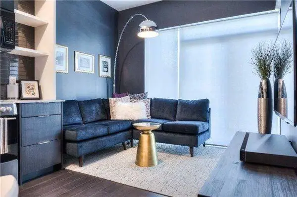 6 Parkwood AVE #201, Toronto C02, ON M4V 0A3