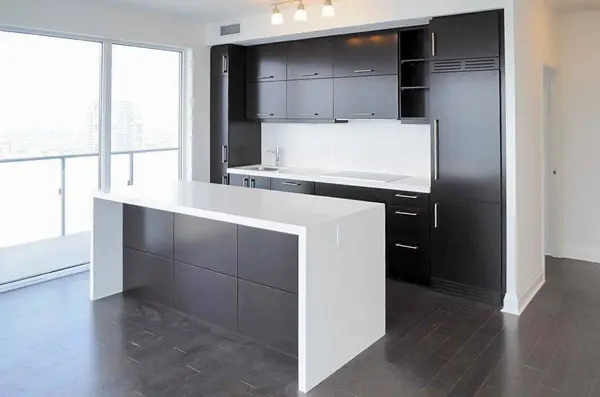 65 St Mary ST #2907, Toronto C01, ON M5S 0A6