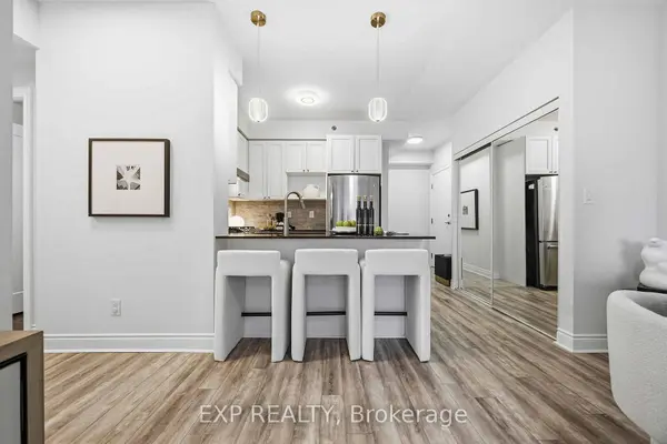 28 Prince Regent ST #211, Markham, ON L6C 0V5