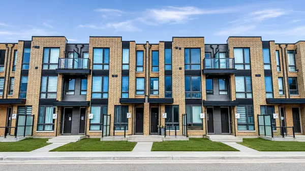 28 Turtle Island RD, Toronto C04, ON M6A 2M5