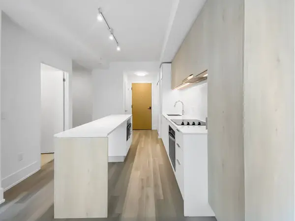 89 Church ST #4902, Toronto C08, ON M5C 0B7