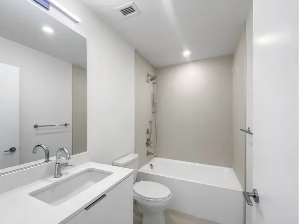 89 Church ST #4902, Toronto C08, ON M5C 0B7
