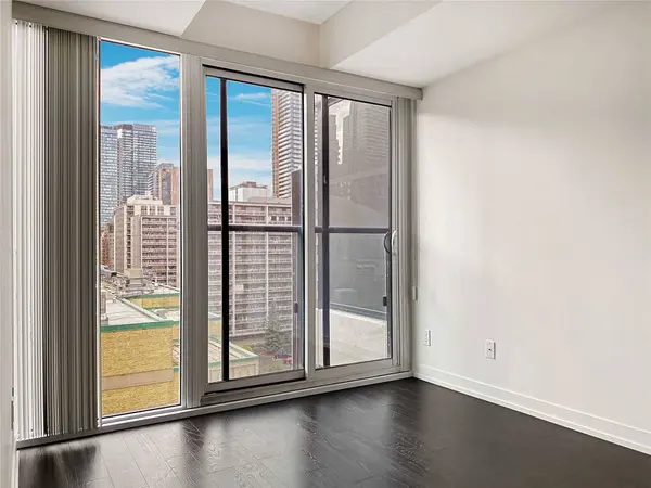 85 Wood ST #1105, Toronto C08, ON M4Y 0E8