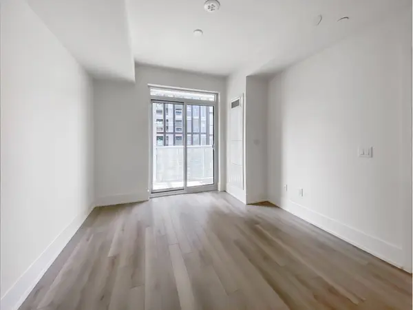 89 Church ST #4902, Toronto C08, ON M5C 0B7