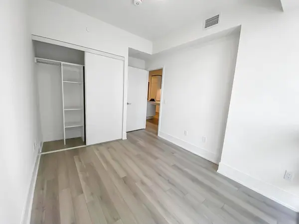 89 Church ST #4902, Toronto C08, ON M5C 0B7