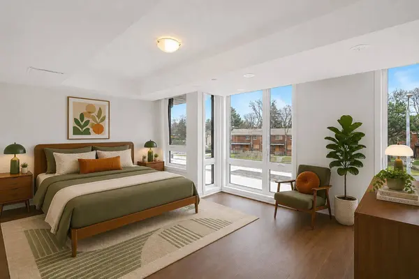 28 Turtle Island RD, Toronto C04, ON M6A 2M5