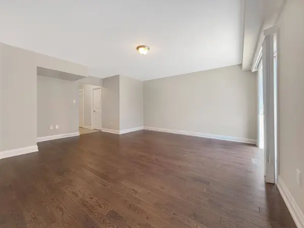 923 Isaac Phillips WAY, Aurora, ON L3X 2Y8