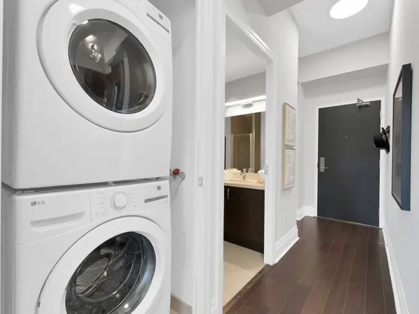 131 Upper Duke CRES #1004, Markham, ON L6G 0C9