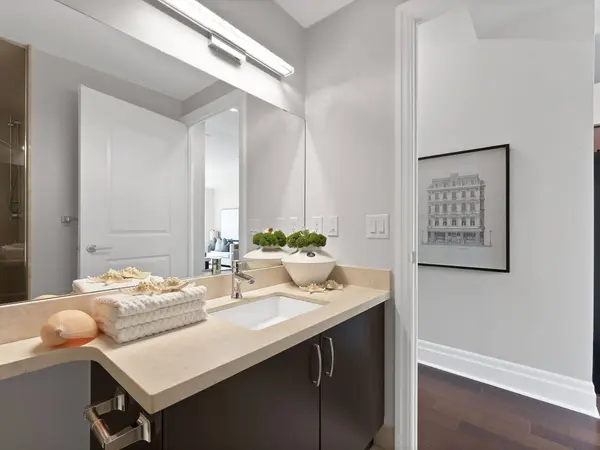 131 Upper Duke CRES #1004, Markham, ON L6G 0C9