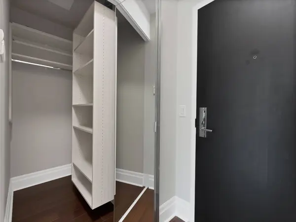 131 Upper Duke CRES #1004, Markham, ON L6G 0C9