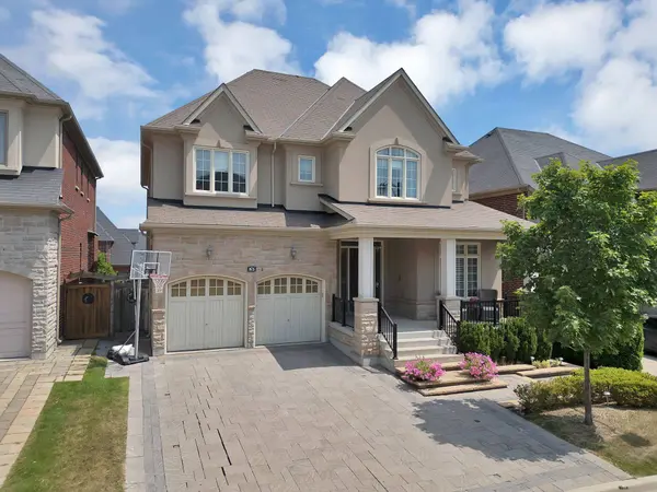 85 Royal West RD, Markham, ON L6C 0L4