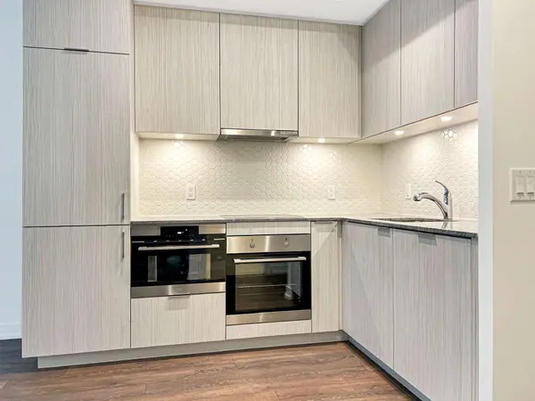 158 Front ST E #407, Toronto C08, ON M5A 0K9