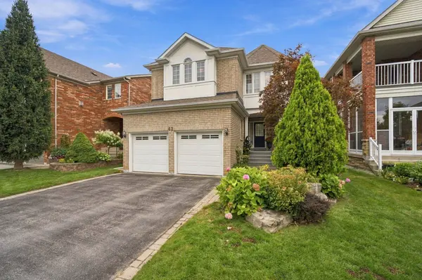 42 Kaitlin DR, Richmond Hill, ON L4E 3W7