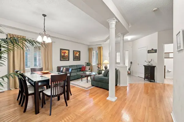 42 Kaitlin DR