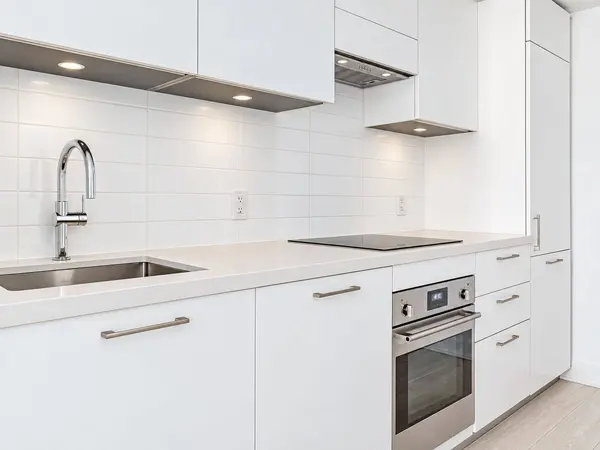 33 Frederick Todd WAY #431, Toronto C11, ON M4G 0C9