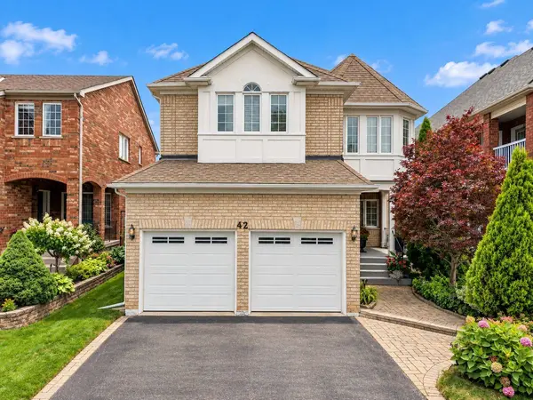 42 Kaitlin DR, Richmond Hill, ON L4E 3W7