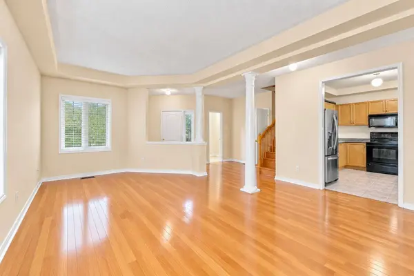 42 Kaitlin DR