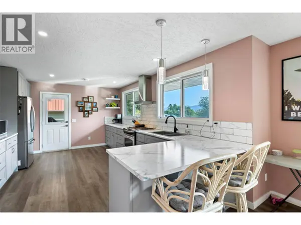 4326 KARINDALE Road, Kamloops, BC V2B8N1