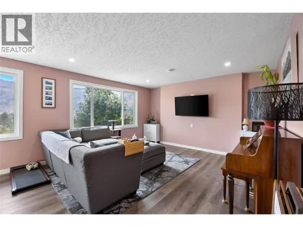 4326 KARINDALE Road, Kamloops, BC V2B8N1