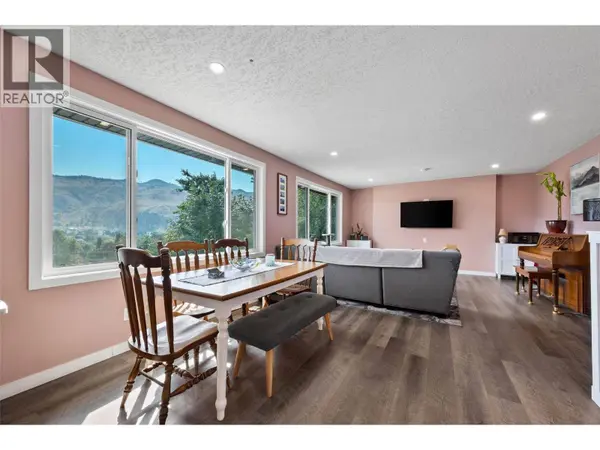 4326 KARINDALE Road, Kamloops, BC V2B8N1