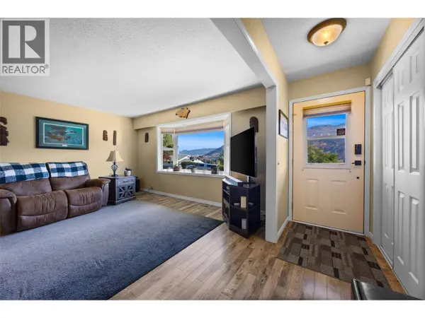 4362 Karindale Road, Kamloops, BC V2B8N1