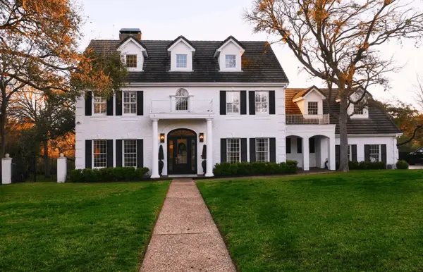 colonial house david bell realtor