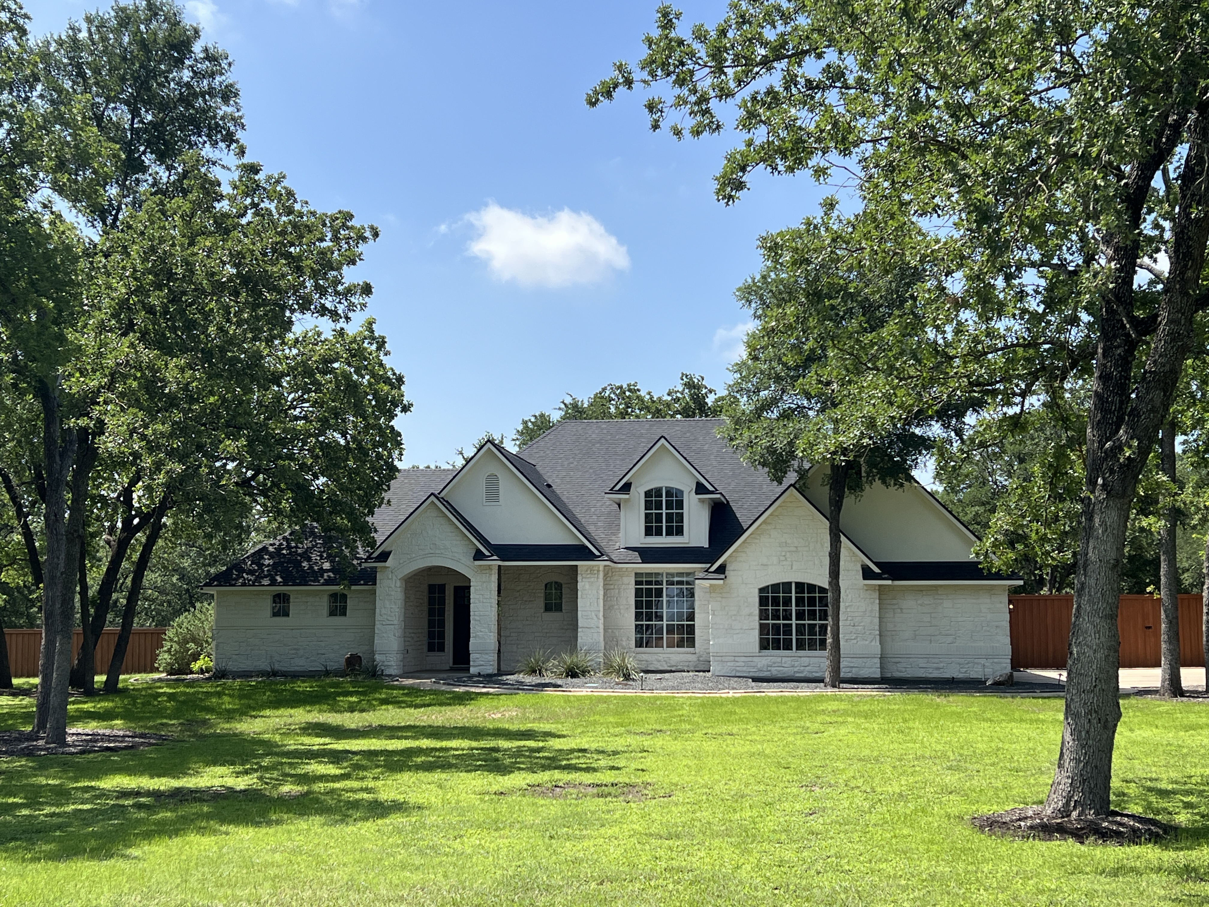 Stone home exterior in Gabriels Overlook neighborhood