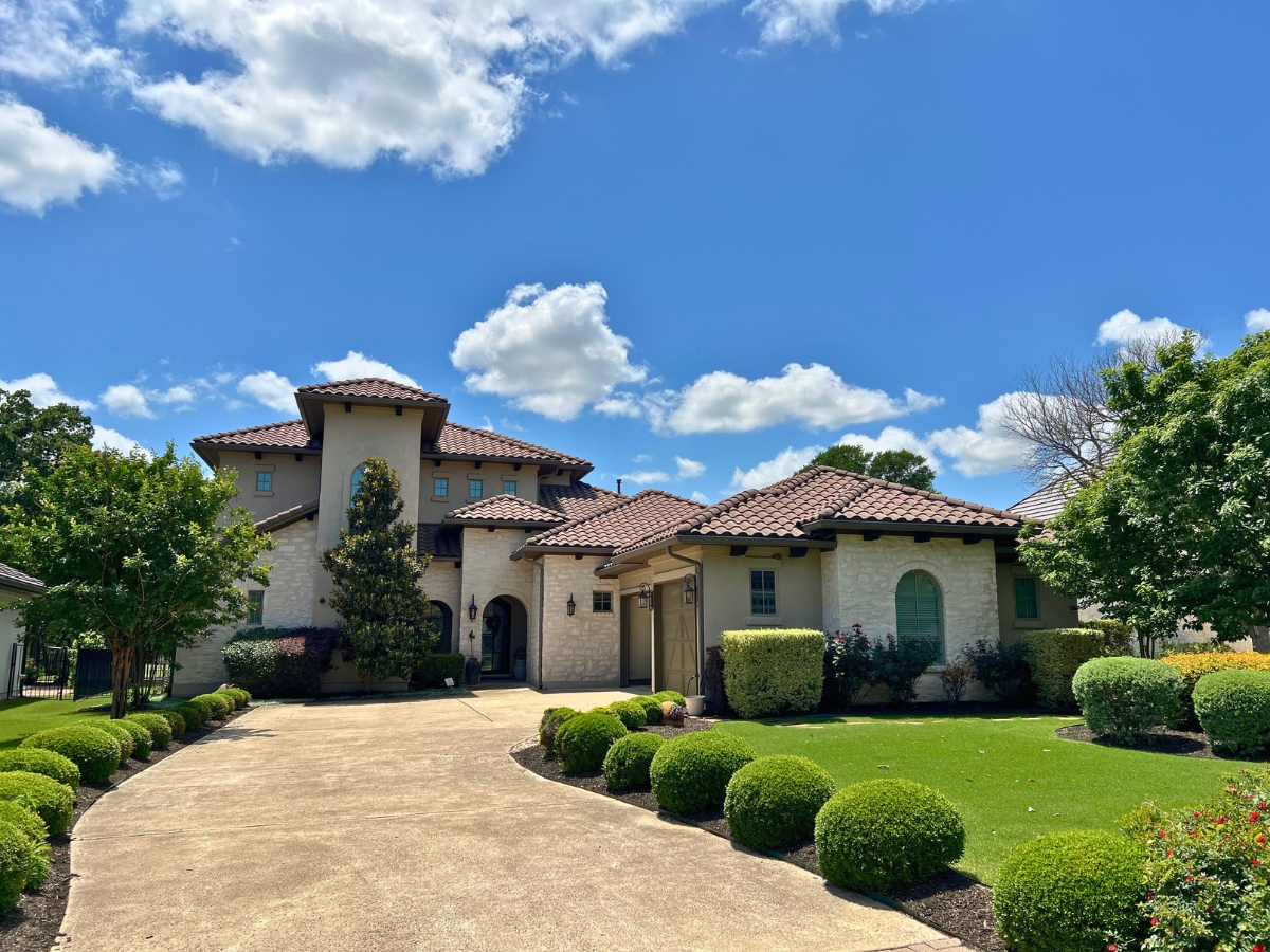 Luxury real estate in Cimarron Hills Georgetown Texas