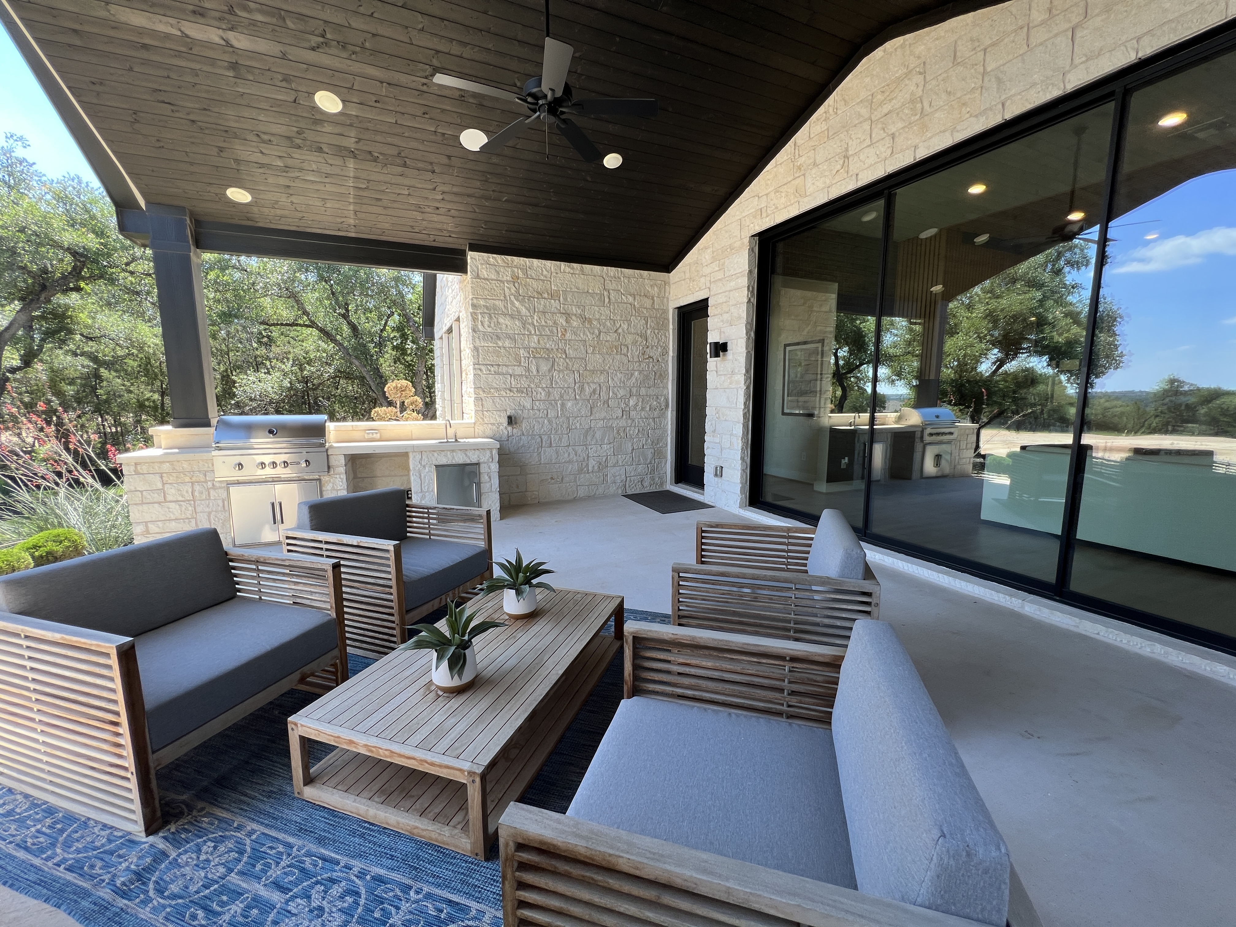 Riverstone model home outdoor living patio in Georgetown TX