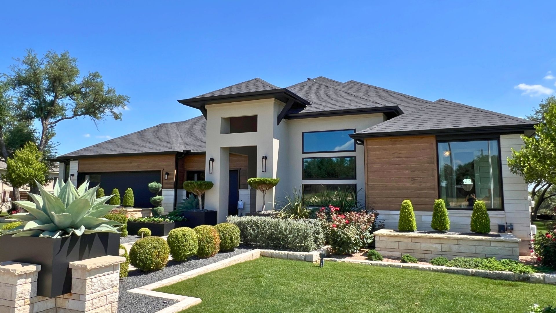 Luxury model home in Riverstone Georgetown TX