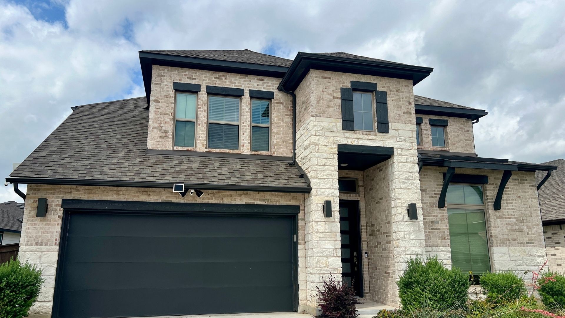 Bryson home in Leander Texas showing builder variety and neighborhood home styles