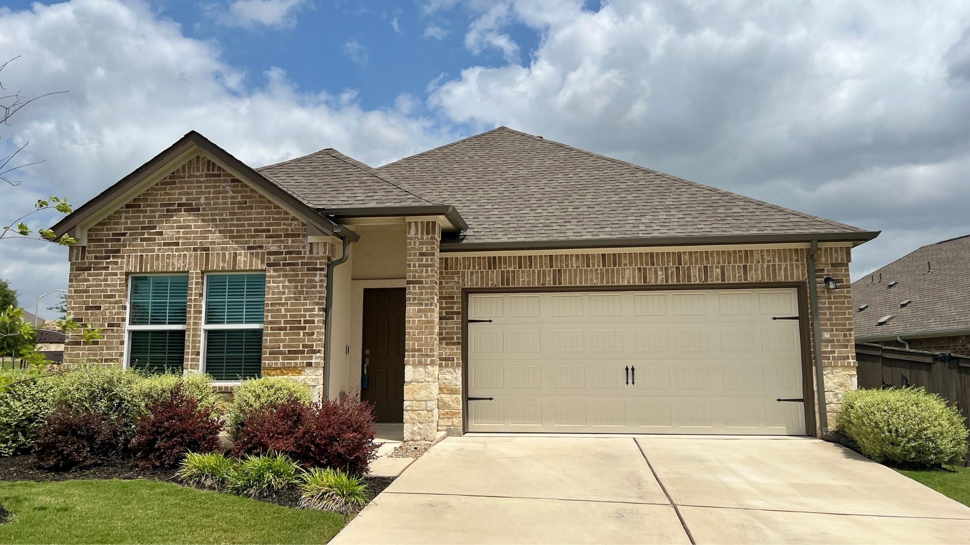 Home in Bryson Leander Texas showing the variety of resale homes in the community