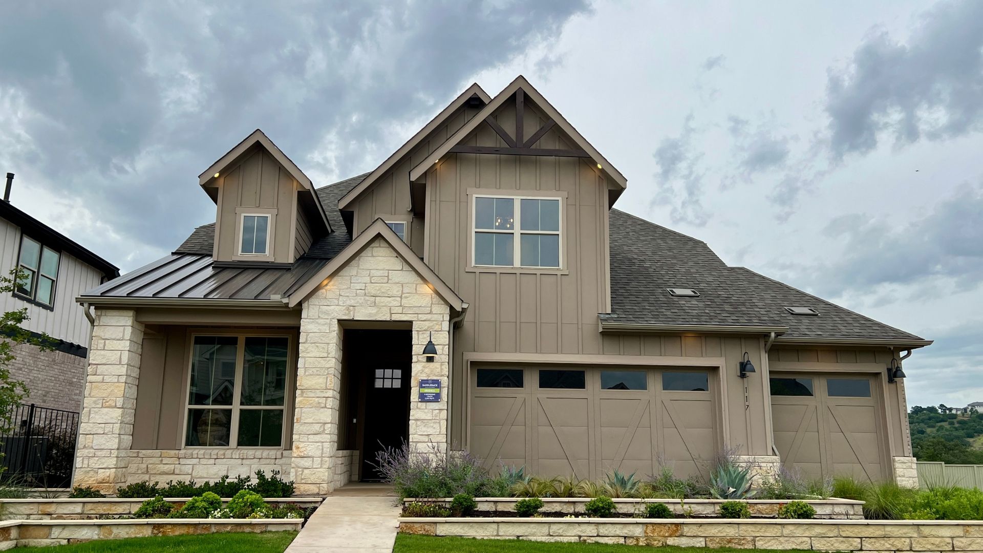 Pulte model home in Saddleback at Santa Rita Ranch Liberty Hill Texas