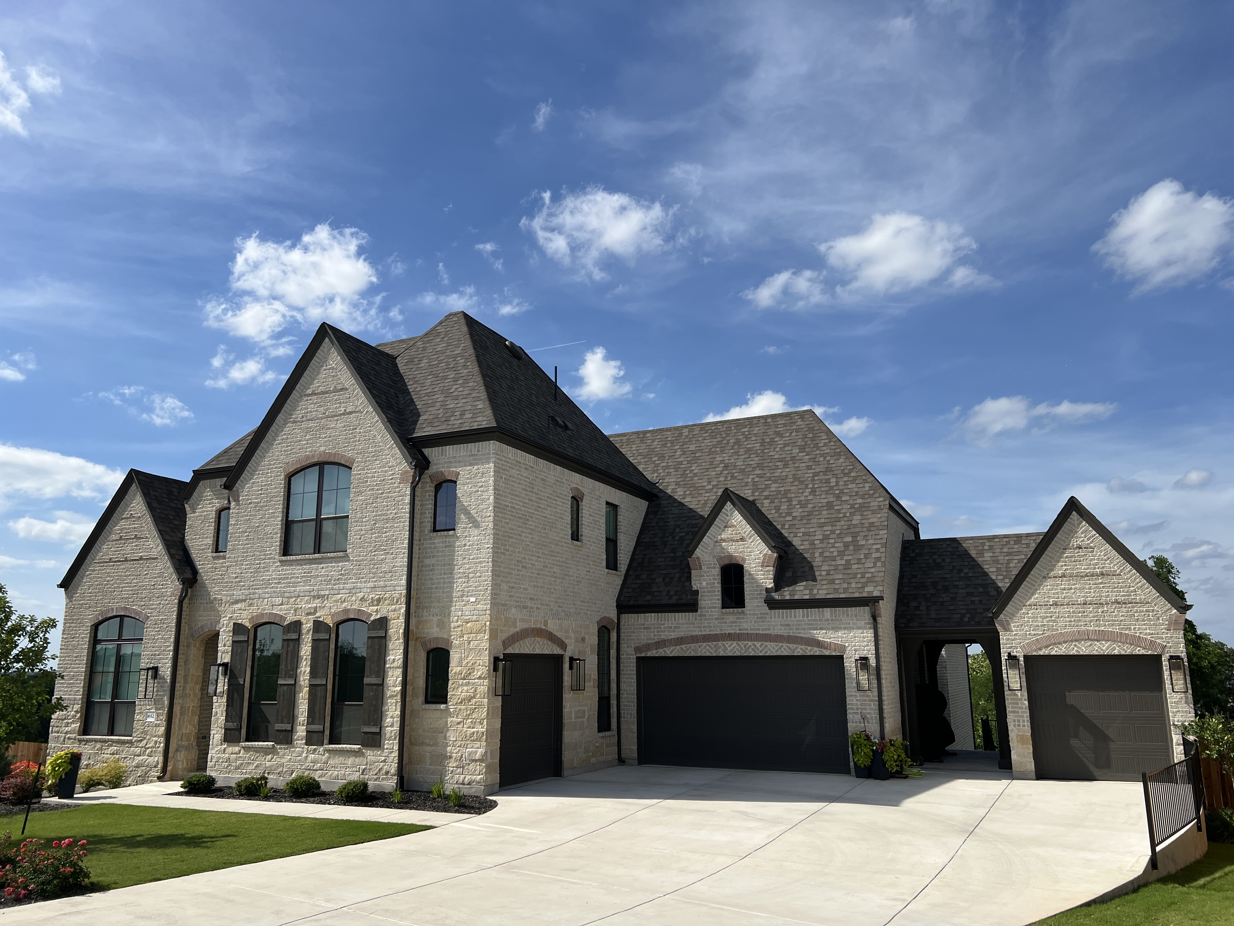 Exterior of home in Palmera Ridge Leander Texas