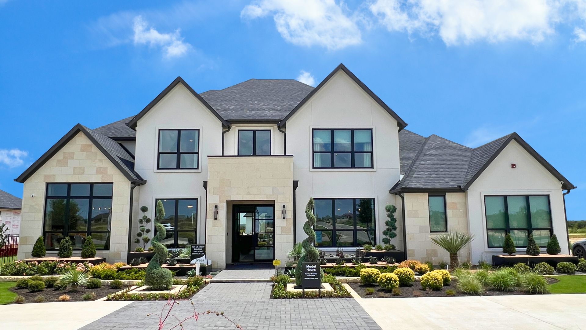 Drees Custom Homes McKennan model home on one-acre homesite at Hilltop Ranch in Leander, Texas