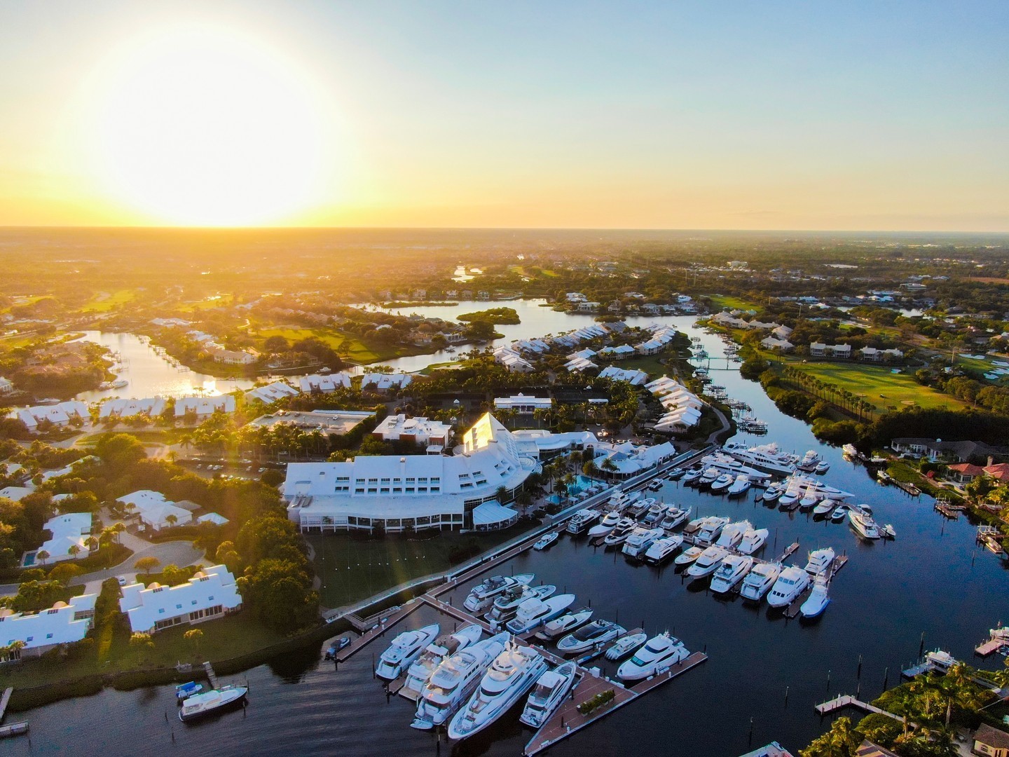 Admirals Cove Marina Jupiter Florida