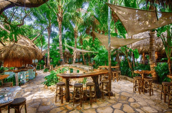 Guanabanas Jupiter Waterfront Dining