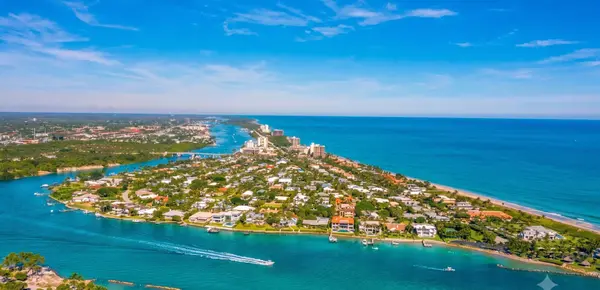 Why is Jupiter Inlet Colony the Ultimate Florida Coastal Enclave?
