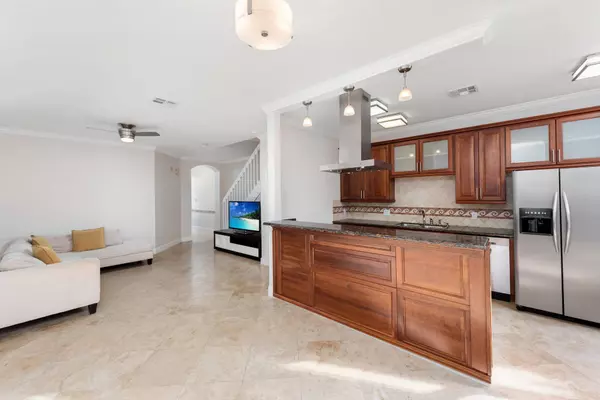 774 Seaview DR, Juno Beach, FL 33408