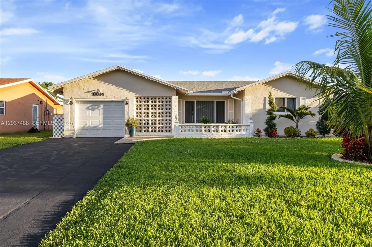 8014 NW 101st Ave, Tamarac, FL 33321-1237