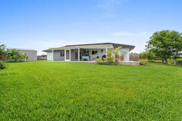20572 SW 317th St, Homestead, FL 33030-7708