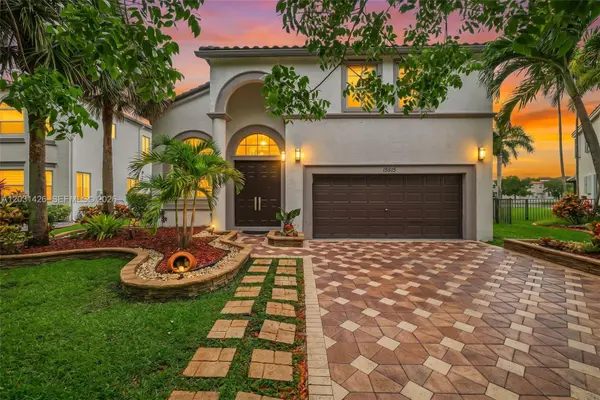 15815 SW 52nd Ct, Miramar, FL 33027-5616