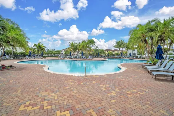 W 97th St, Hialeah, FL 33018-2027