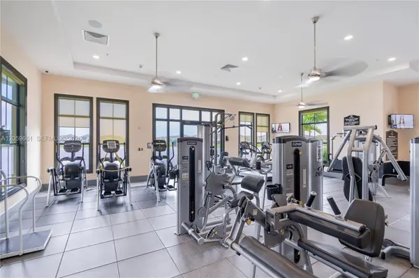 W 97th St, Hialeah, FL 33018-2027
