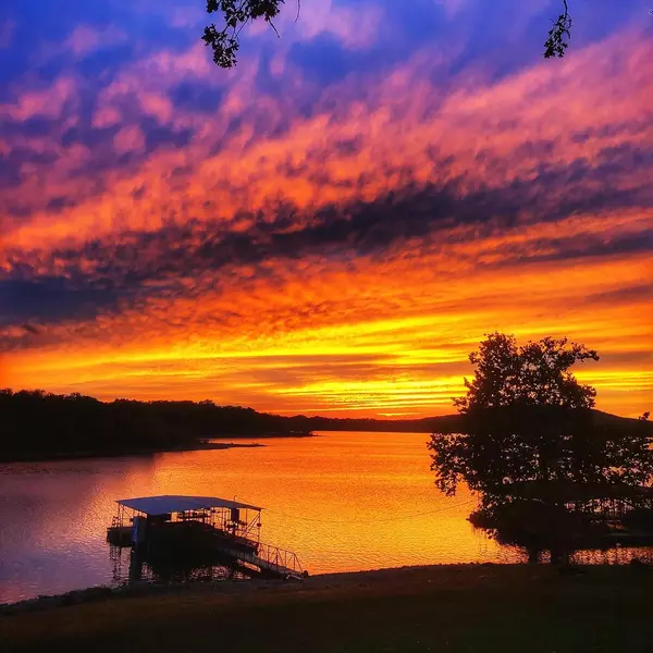 feature image of Mindful Real Estate Guide: Reading Home Vibrational Signatures for Ultimate Family Happiness and Harmony 