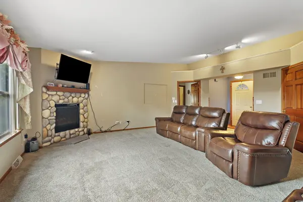 7041 Town Line Rd, Norway, WI 53185