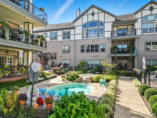 3616 Flad AVE #404 (3612), St Louis, MO 63110