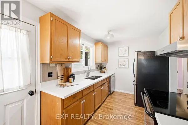 94 JOHNSTOWN ROAD, Quinte West (sidney Ward), ON K8V5P8