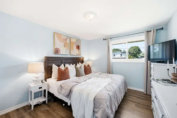 94 Johnstown Rd, Quinte West, ON K8V 5P8